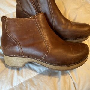 Dansko Barbara Brown Ankle Boots, size 40
